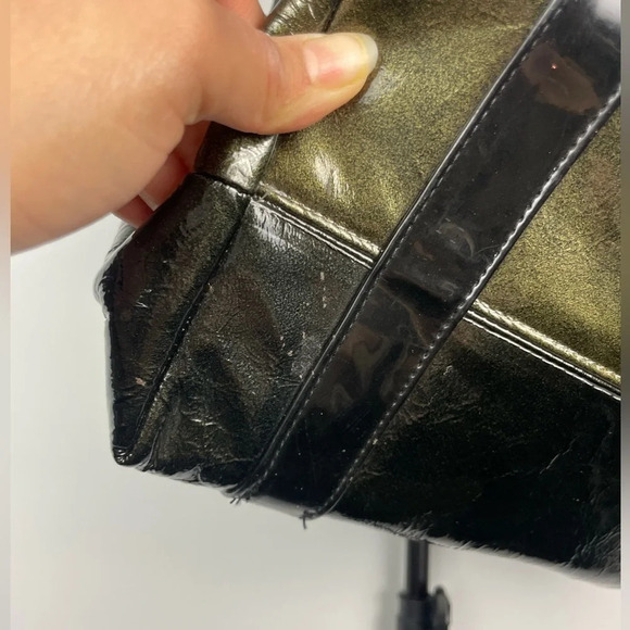 Kuerissimo Green Black Patent Leather‎ Shoulder Bag - Picture 6 of 13